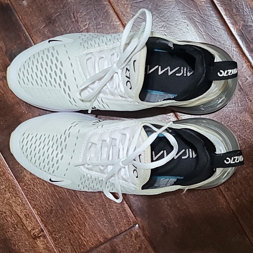 Nike Air Max 270